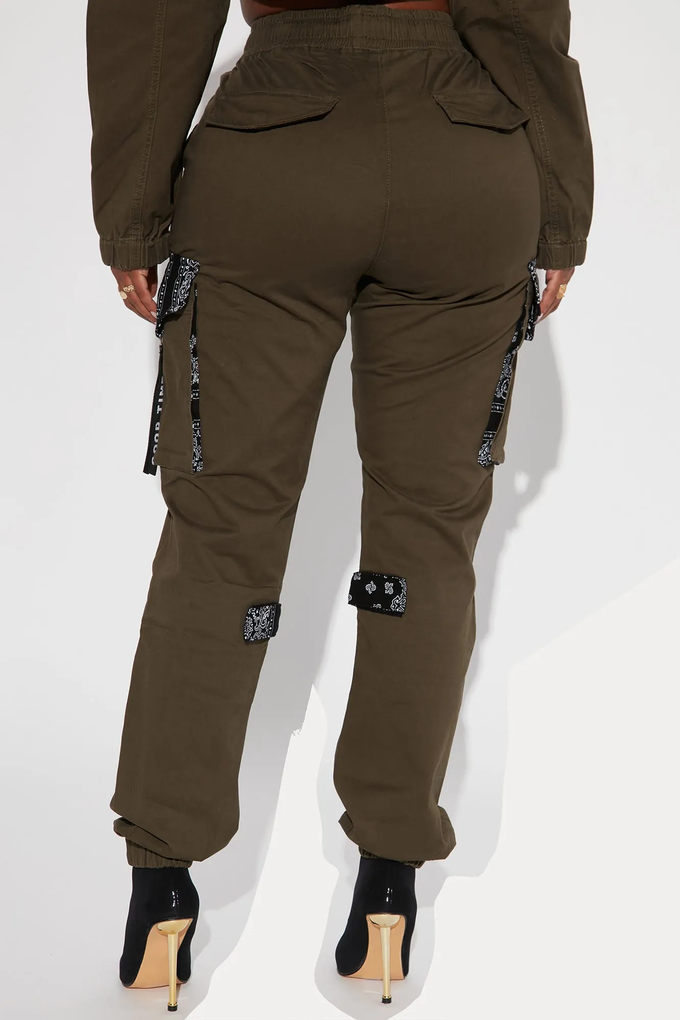 Always A Good Time Cropped Cargo Jogger - Olive