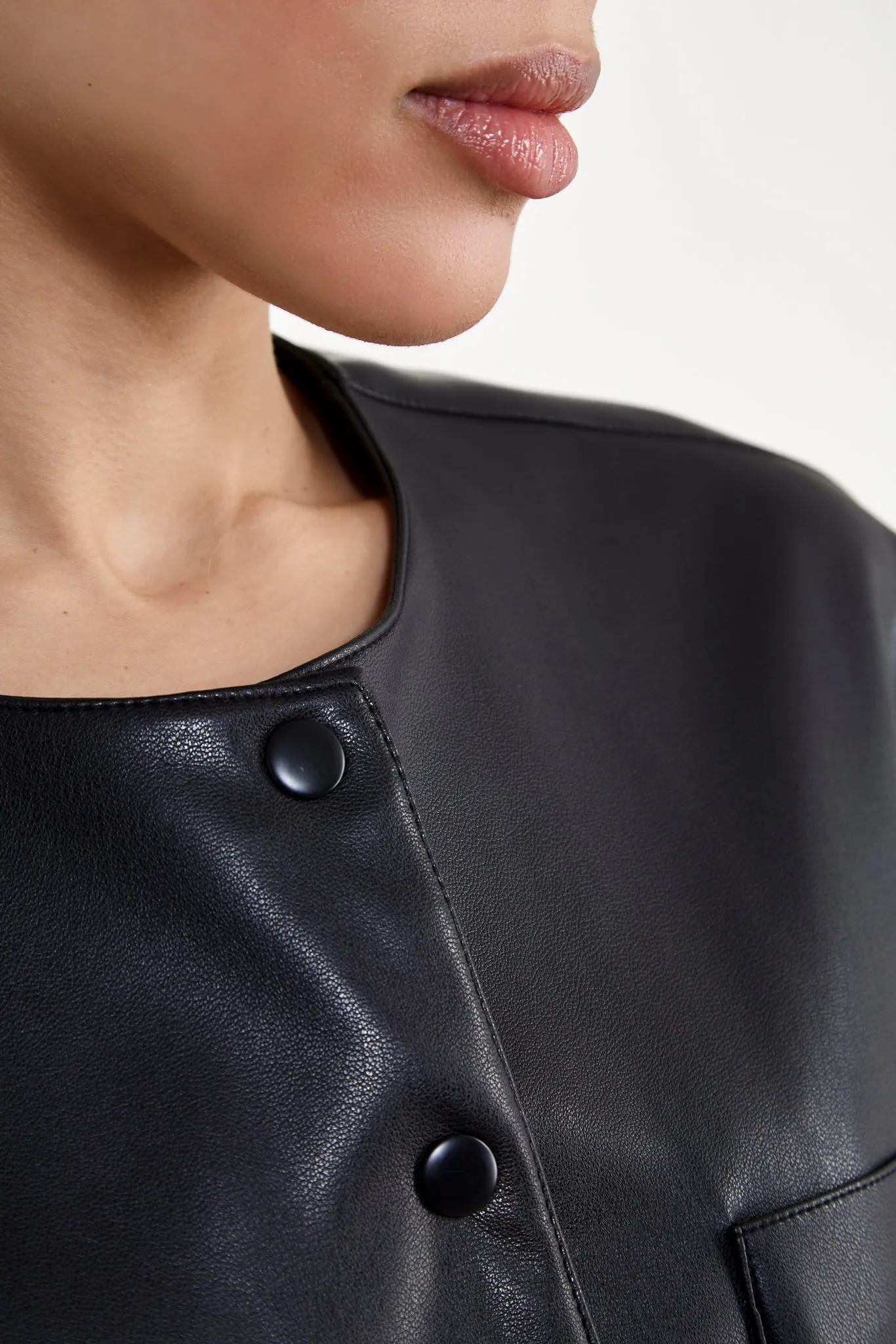 Black vegan leather round collar cropped jacket