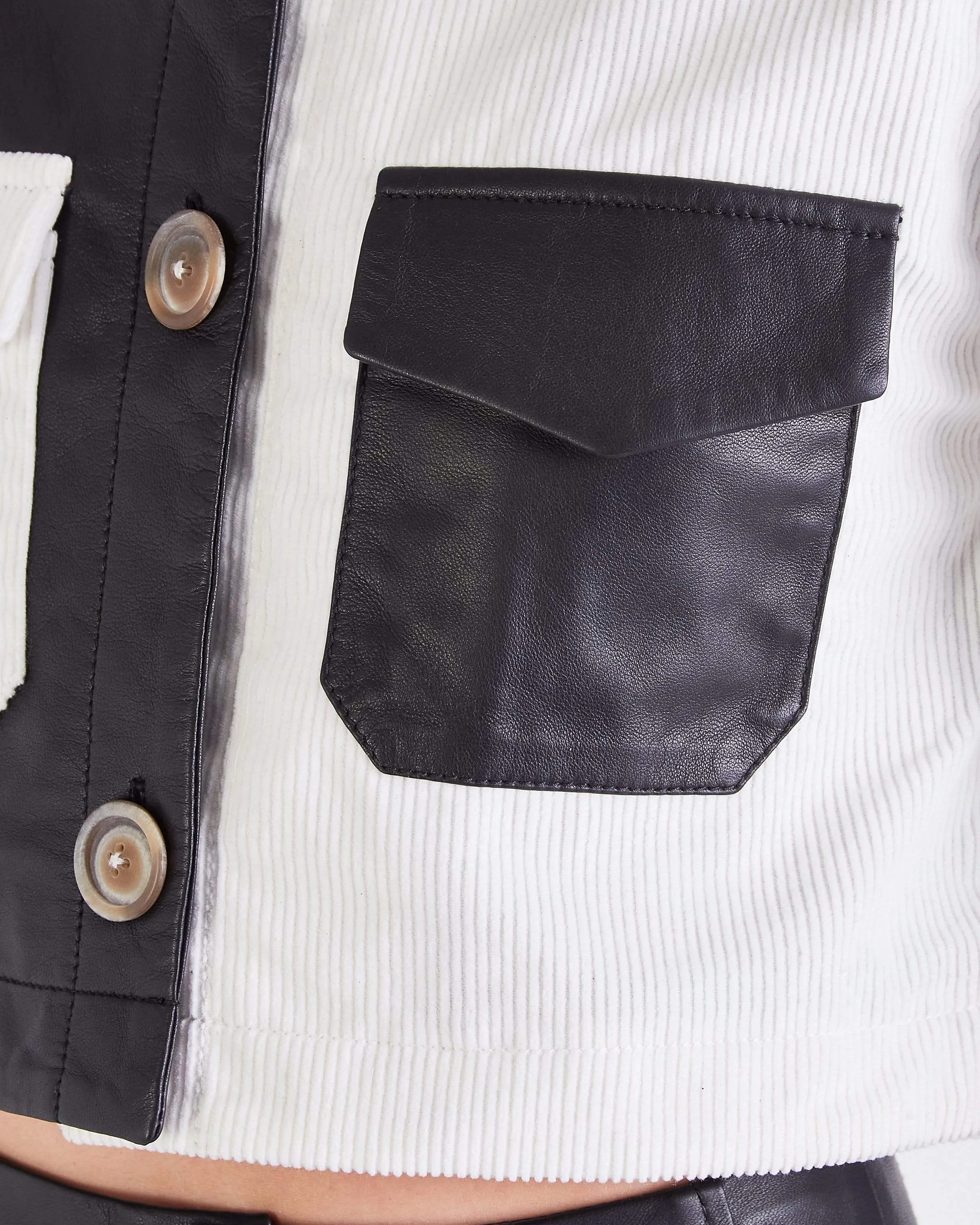 Coco CROPPED BUTTON THROUGH TOP - BLACK/IVORY