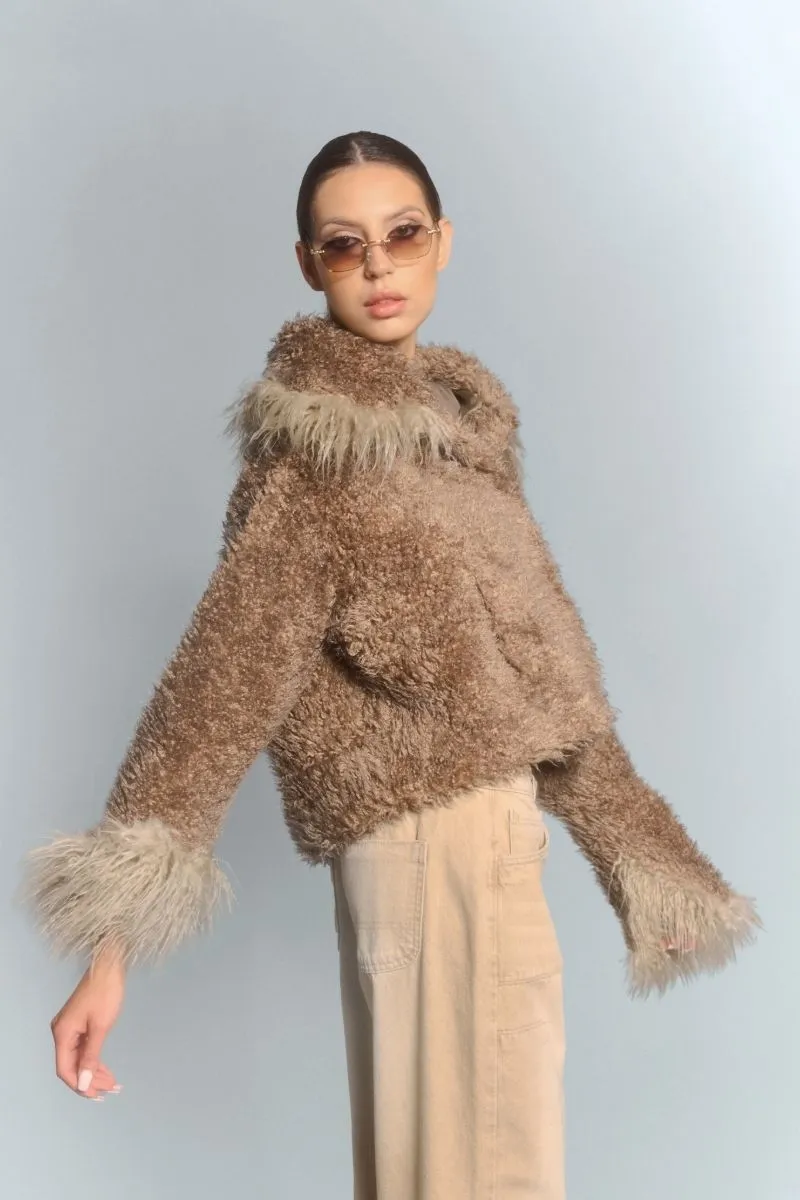 CROPPED FAUX FUR JACKET WITH TURN-UP CUFFS IN BEIGE