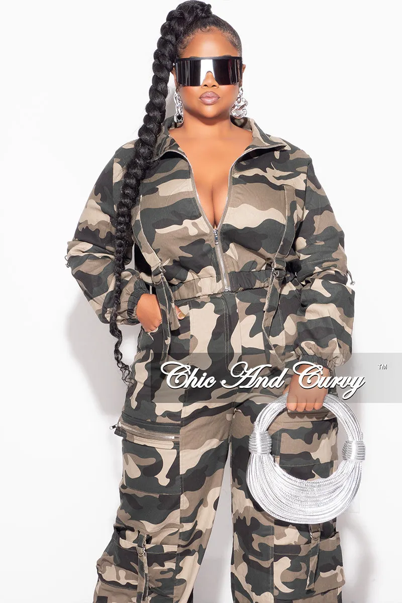 Final Sale Plus Size Zip Up Crop Cargo Jacket & Pants Set in Camouflage Print