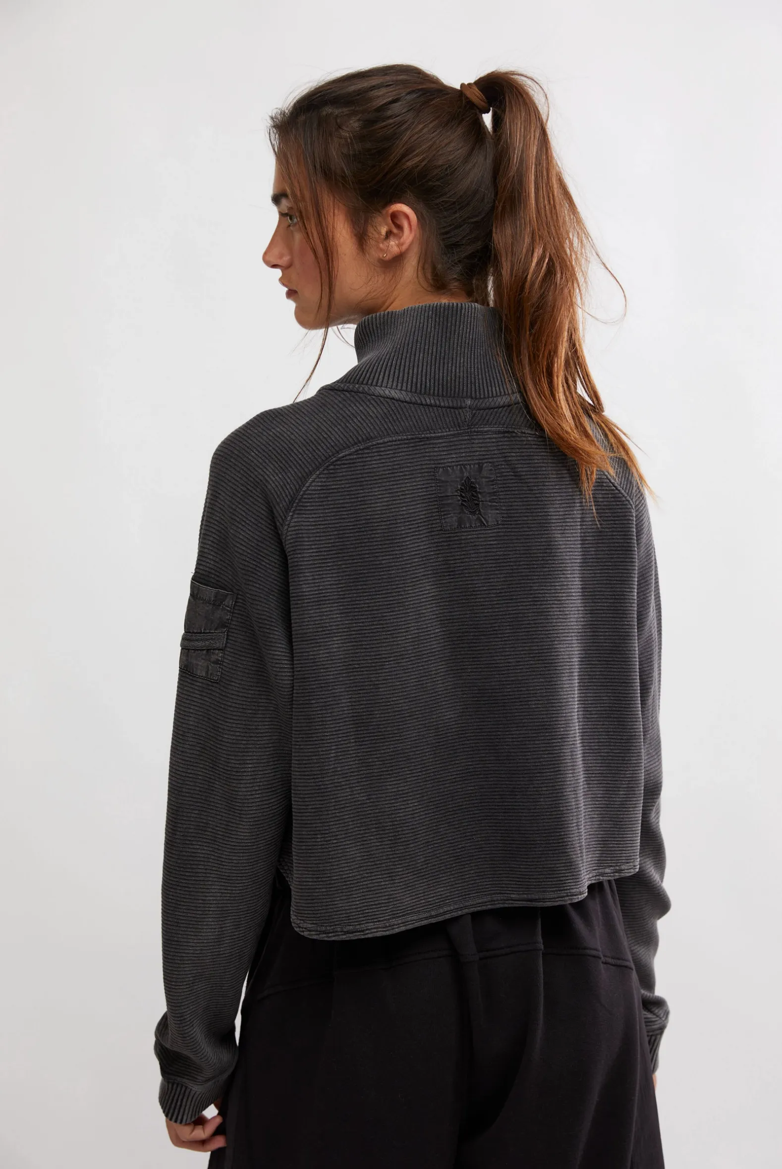 FREE PEOPLE MOVEMENT SO FLY HENLEY PULLOVER