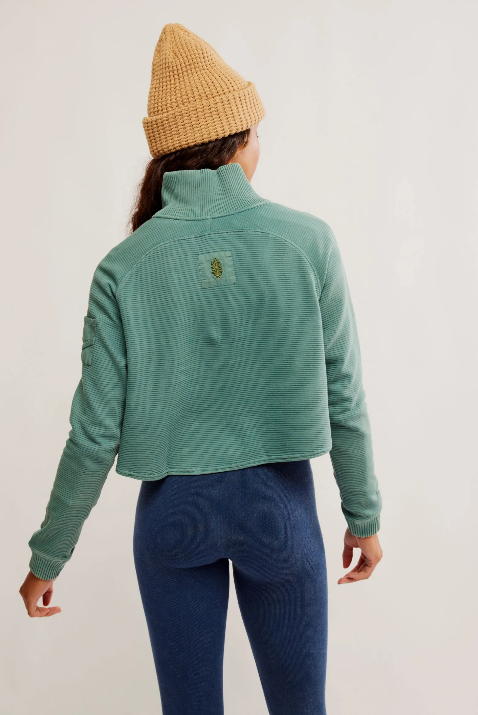 FREE PEOPLE MOVEMENT SO FLY HENLEY PULLOVER