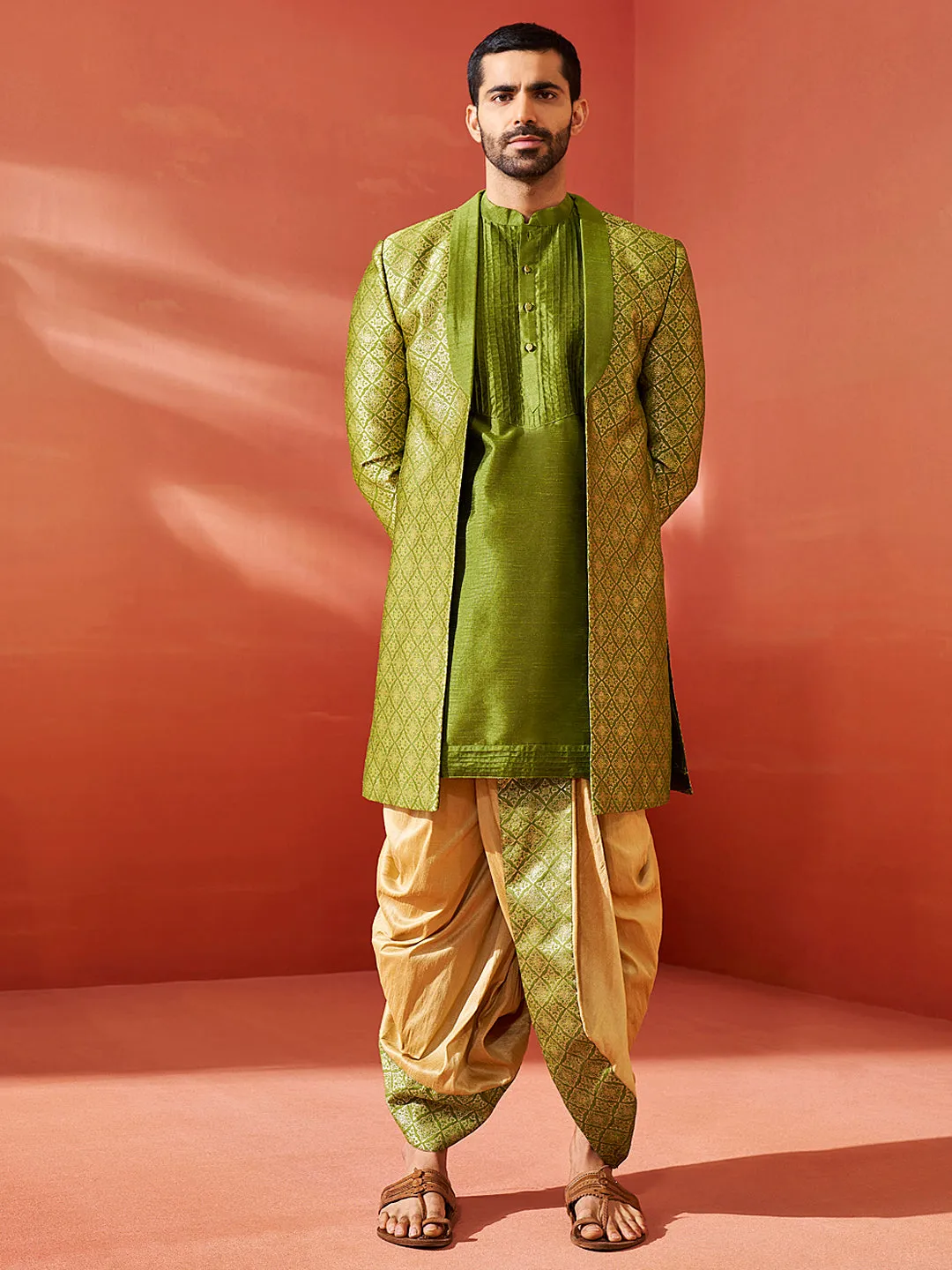 Jashvi Men's Green Silk Blend Sherwani