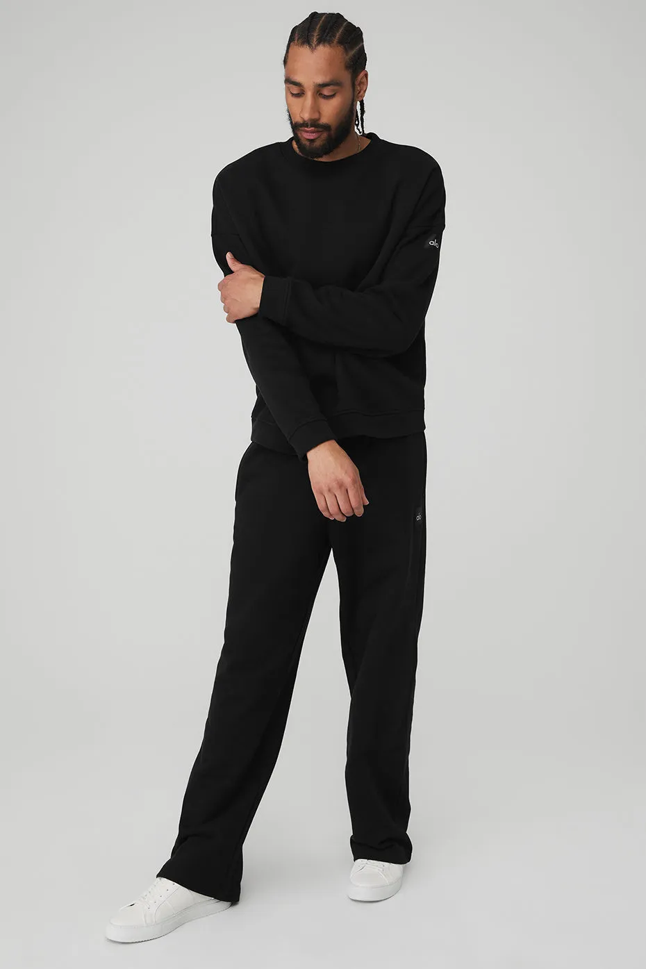 Men's Renown Crew Neck Pullover & Renown Sweatpant Set