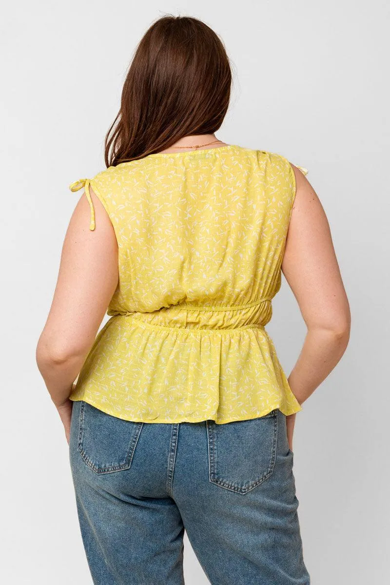 Plus Size Shoulder Ruched Elastic Waist Abstract Top
