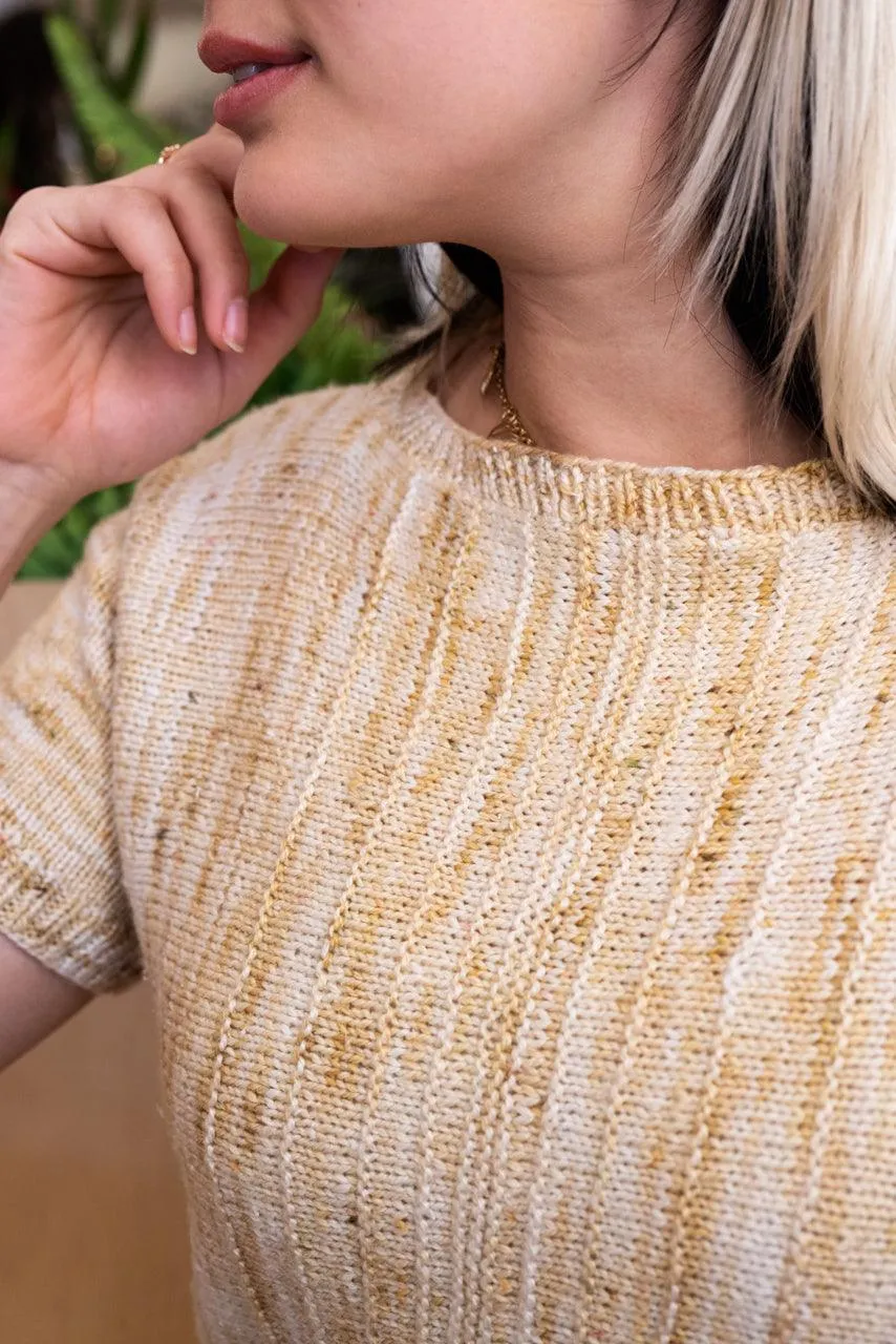 Vertiligne | Pullover short sleeves - Free knitting pattern